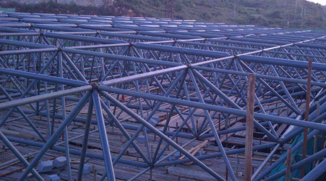 建德概述网架加工中对钢材的质量的过细恳求